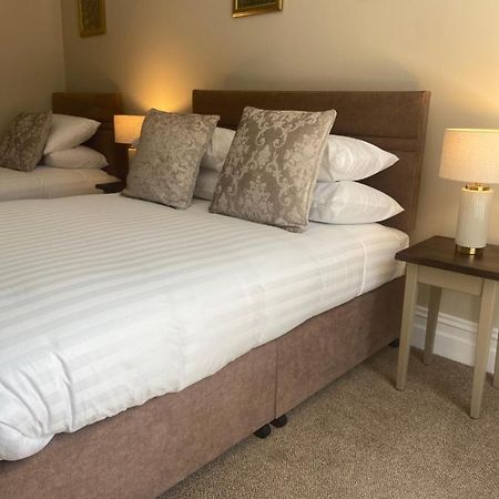 Adams Townhouse Bed & Breakfast Dingle Exterior foto